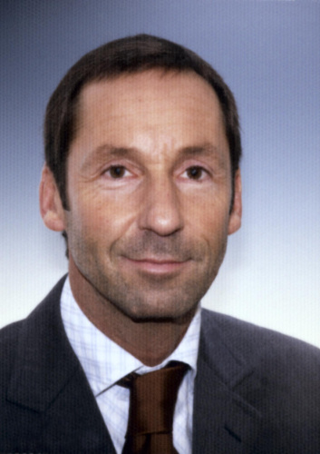 Image of politician Puswald Christian, Dr.