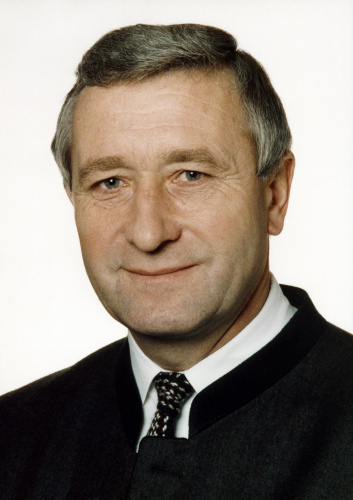 Image of politician Schuster Johann