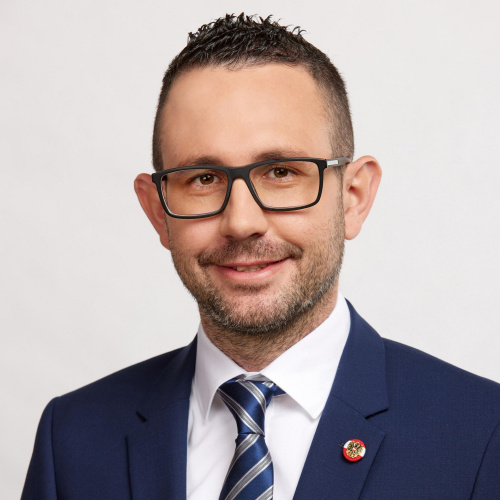 Image of politician Pfeifer Manuel